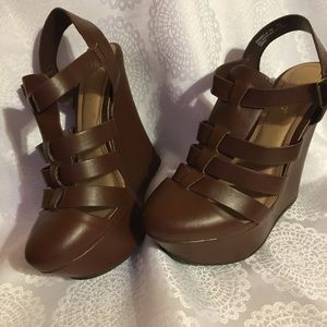 Bamboo Platform Sandala